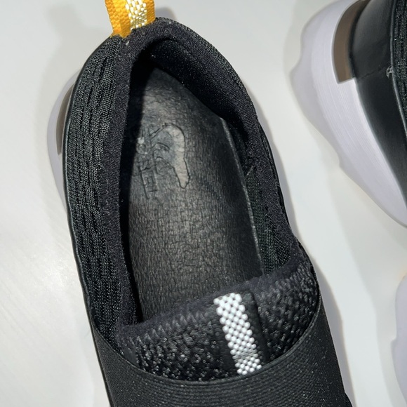 Sorel Kinetic Impact Sneakers - Stylish and Lightweight, Size 9.5 - Picture 4 of 12